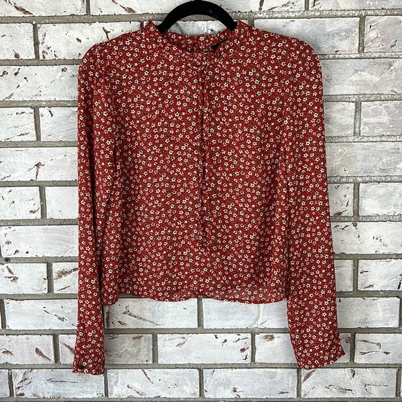 Forever 21 Tops - Forever 21 | Red Floral Blouse
